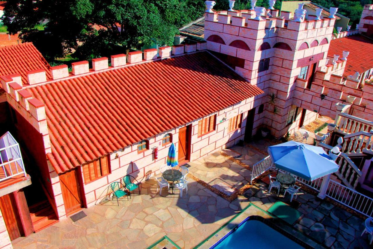 Pousada Al Castello Di Giulietta E Romeo Піренополіс Екстер'єр фото